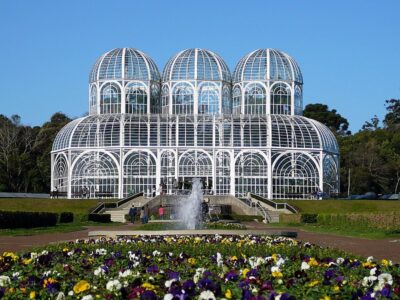 Jardim_Botânico,_Curitiba_-_State_of_Paraná,_Brazil_-_panoramio_(1)